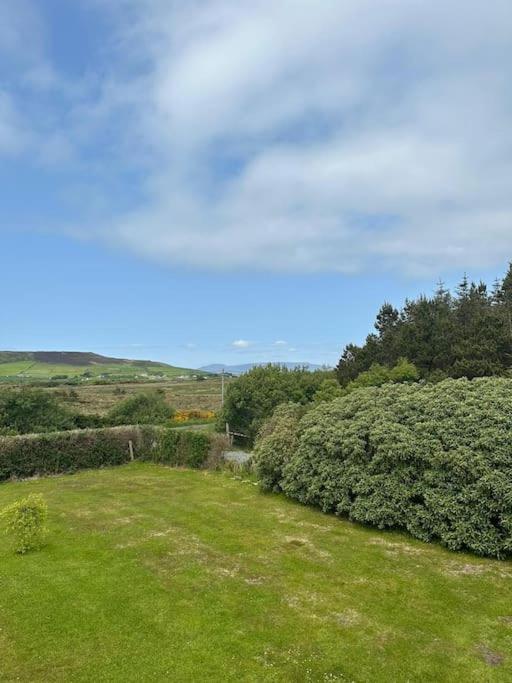 Rosie'S Pad Villa Louisburgh Exterior photo